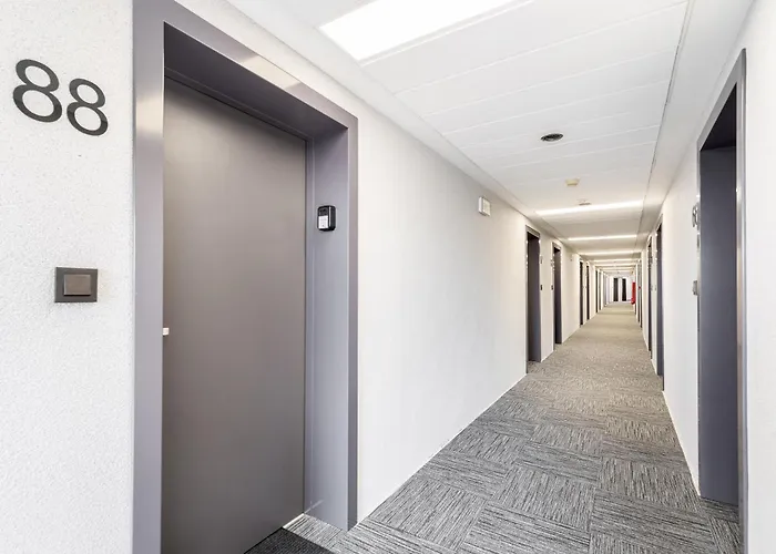 Park Zakrzowek Cosy By Bookinghost