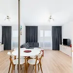 Park Zakrzowek Cosy By Bookinghost *